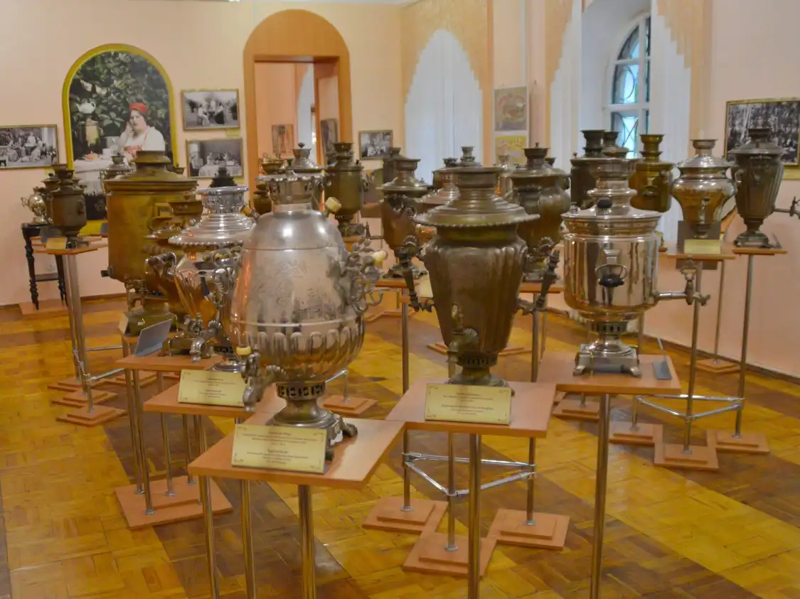 Regional Museum of Local Lore 주변 호텔