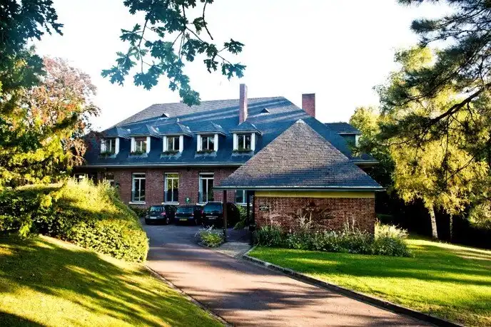 Hotels in Ludes