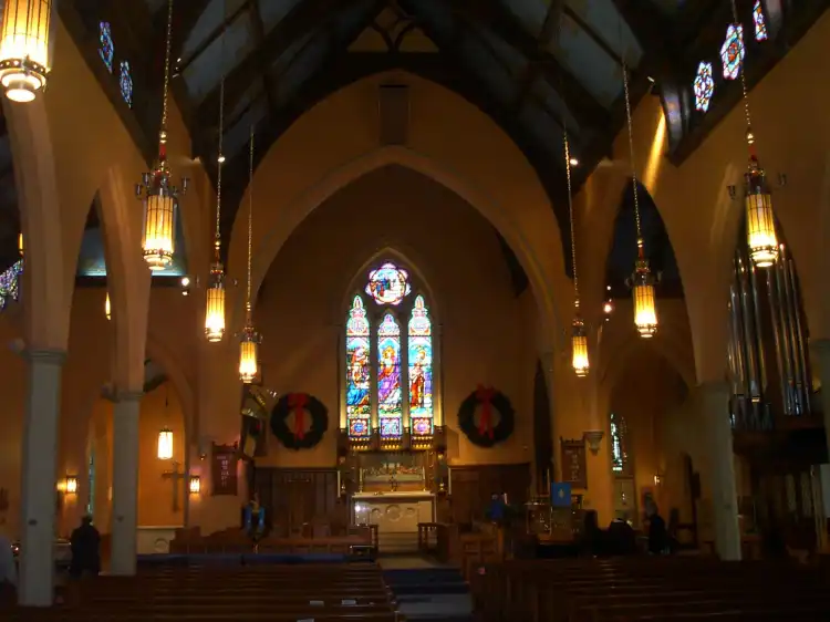 Hotels near St Paul's Episcopal Church