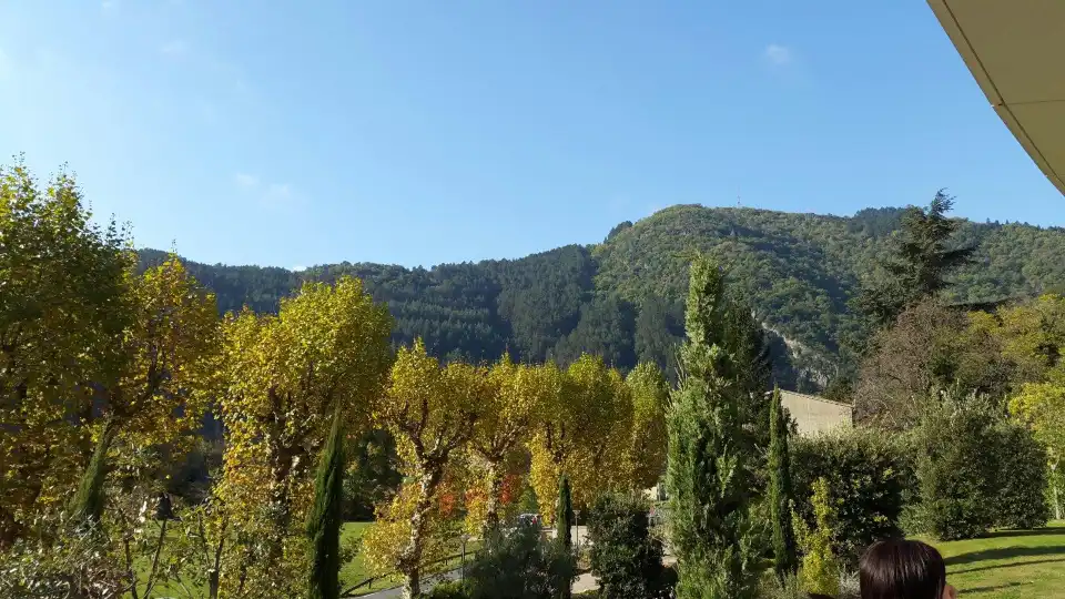 5_Avene Hydrotherapy Centre