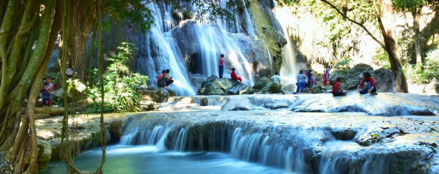 Oenesu Waterfall