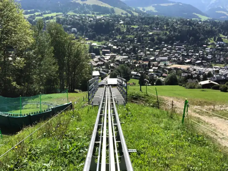 Hotels in der Nähe von Luge 4S