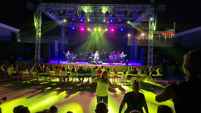 Altın Güvercin Amfi Tiyatro