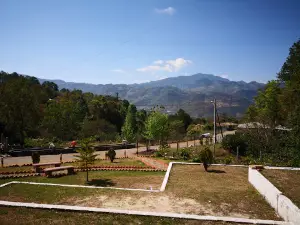 Monumento Las Mataras Park