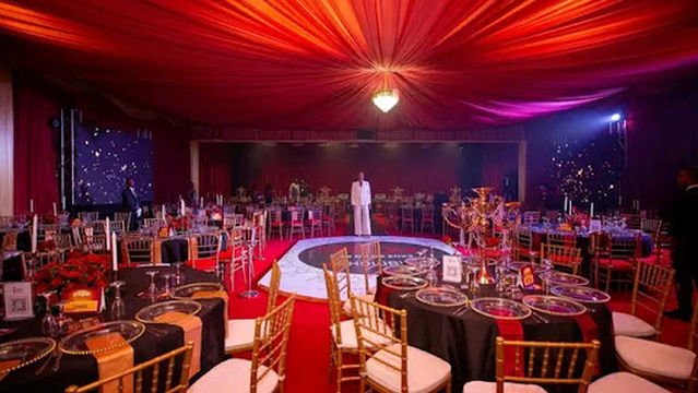 Showbuzz, Salle De Spectacles