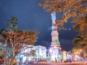 Taman Aloon Aloon Tulungagung