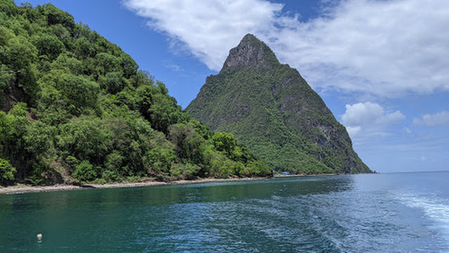 Captain Cliff Adventure Tours