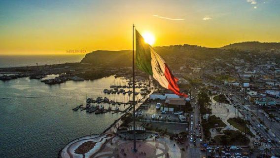Monumental Flag