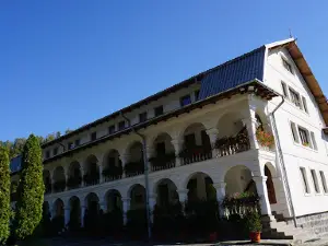 Memorial House Crisan