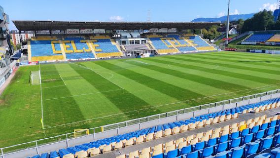 Z'dežele Stadium