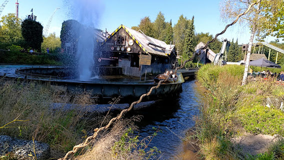 Crazy River