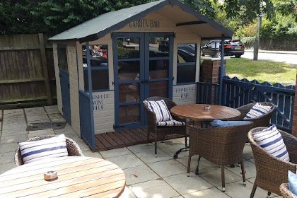 The Home Bar and Kitchen