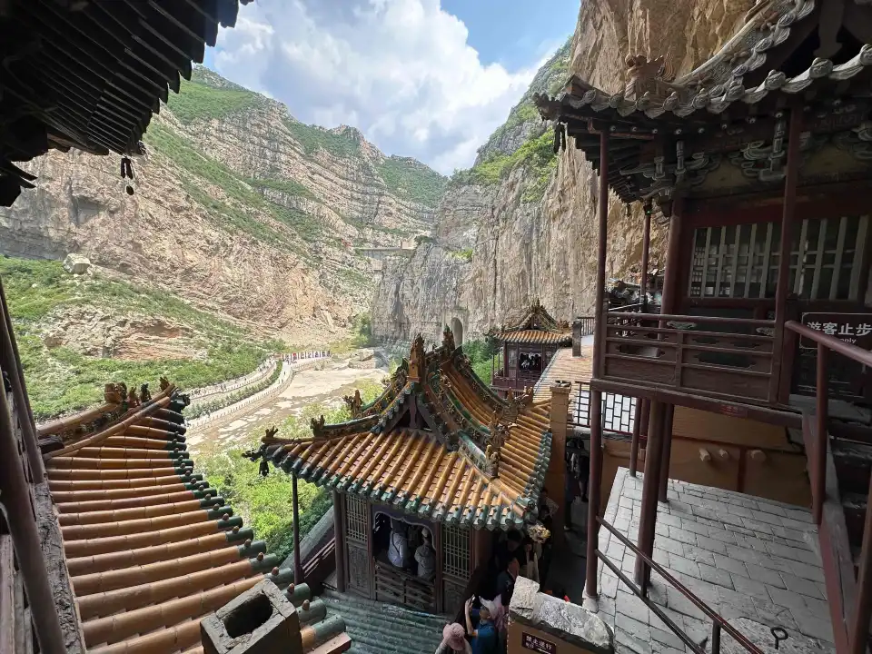 2_Xuankong Temple