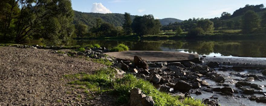 Branov - obytné sudy, soukromý camping club