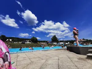 Pláž a kemp na Klokočove