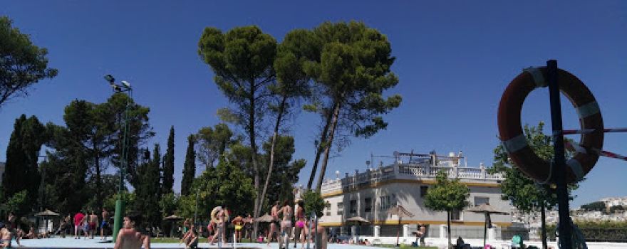 Piscina Municipal "Bellavista"