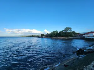 Promenade by the Bay