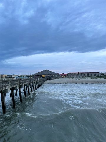 Tybee Beach Pier and Pavilion