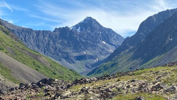 Eagle and Symphony Lakes