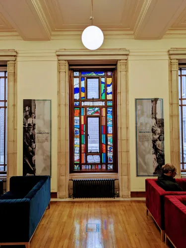 Llyfrgell Genedlaethol Cymru / National Library of Wales