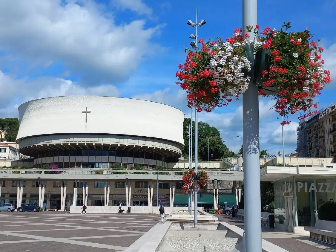 Hotels near Cathedral of Christ the King