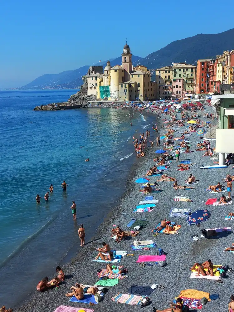 Hotels near Camogli - San Rocco - Punta Chiappa Trail