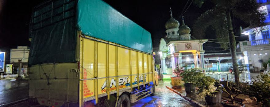 Tugu Simpang Empat TAPAN