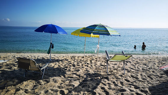 Spiaggia Fiume Santo