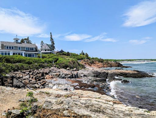 Lobster Point Lighthouse