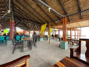 Sigurgur Beach & Restaurant