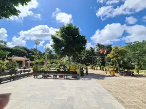 An Sơn Miếu