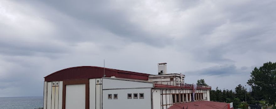 Rize Kapalı Yüzme Havuzu