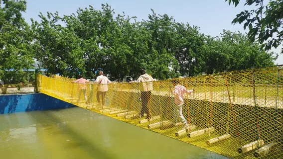 DeBai Hobbit Family Farm