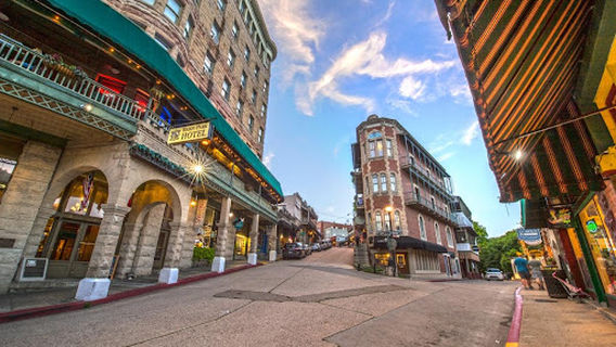 Eureka Springs Downtown