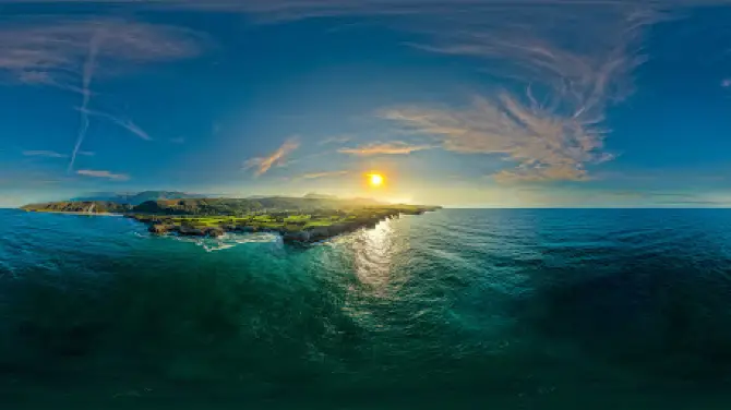 Playa de Gulpiyuri