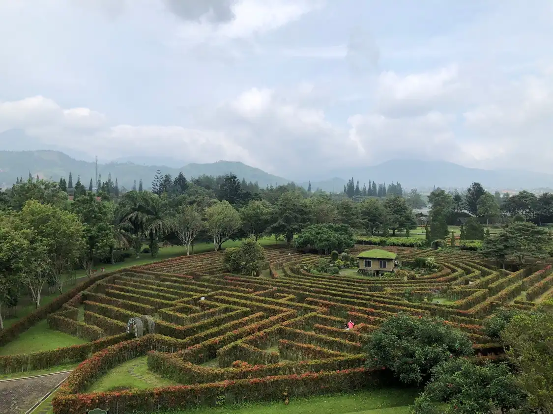 Hotels near Taman Bunga Nusantara
