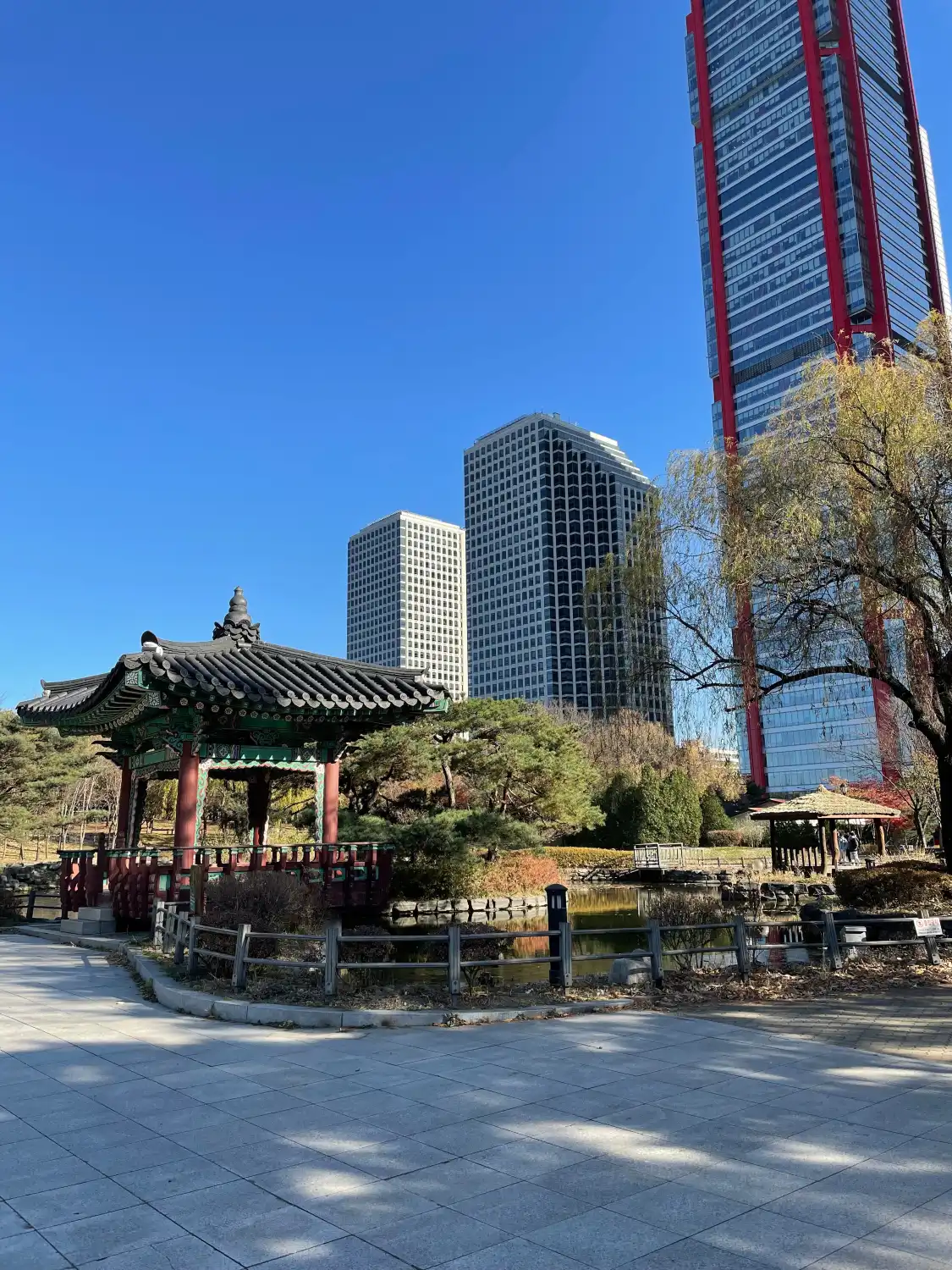 Hotels near Yeouido Park