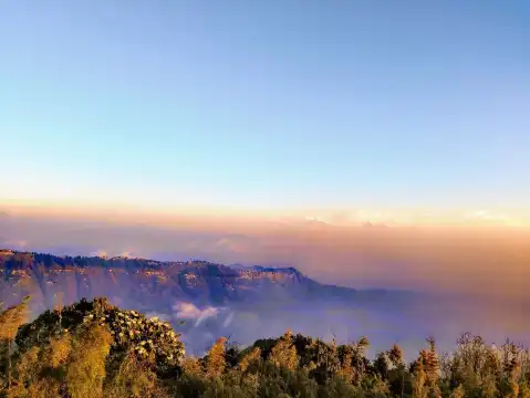 Hotels near Tiger Hill