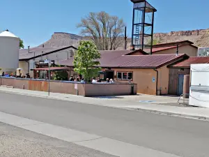 Peach Street Distillers