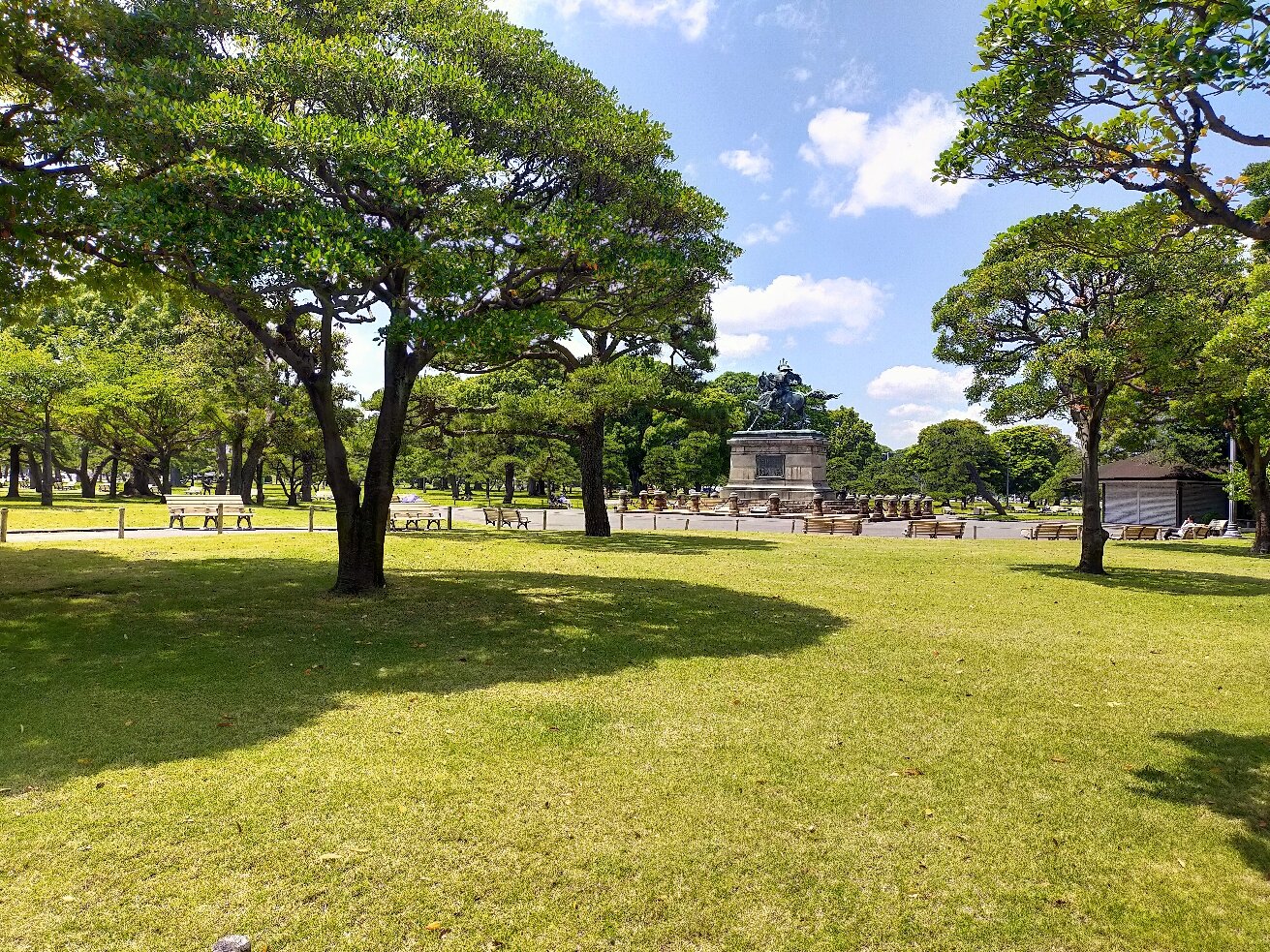 Kokyo Gaien National Garden