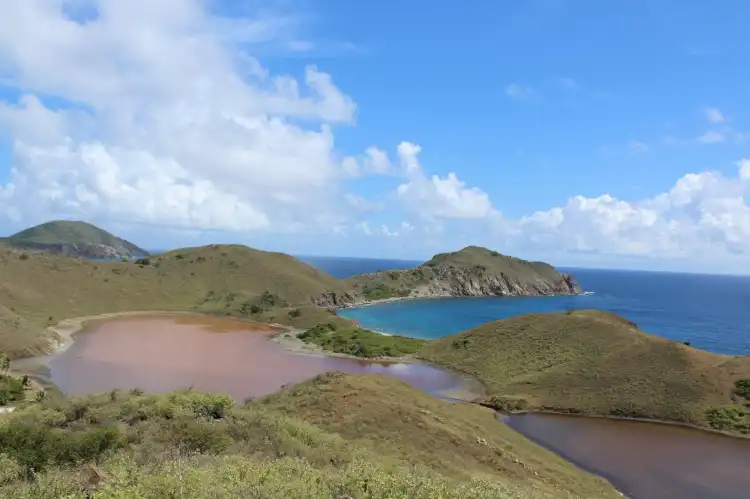 Hotels near Cooper Island