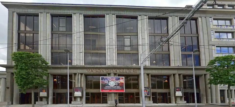 Hotels near Culture House