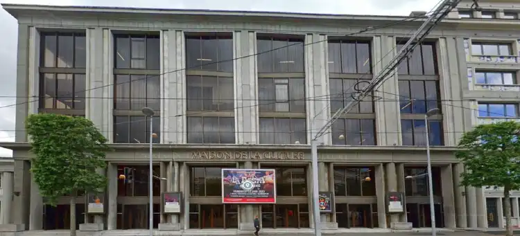 Hotels near Culture House