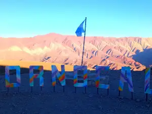 Mirador A la cercanía de los 14 Colores del Hornocal