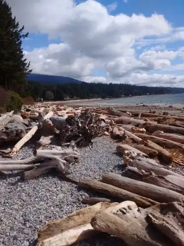 Hotels in Roberts Creek