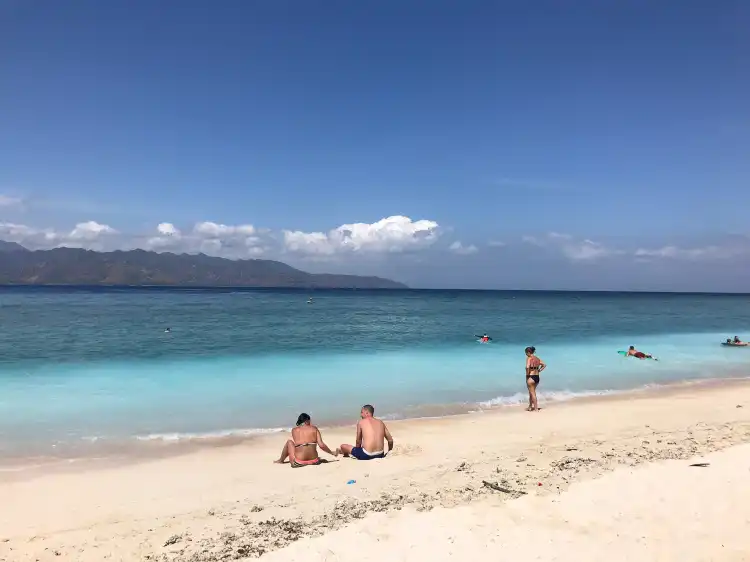 Hotels near Surf Point Bongkas