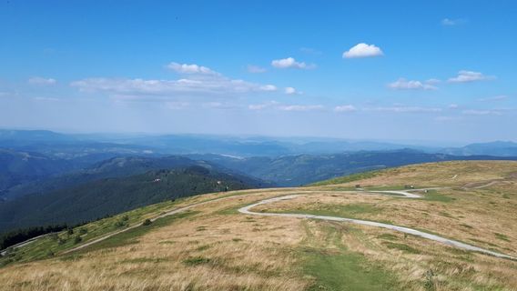 Monument "Arch Of Freedom"