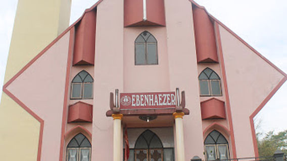 Gereja Toraja Jemaat Ebenhaezer Rumbe'