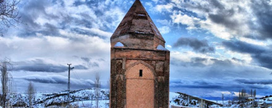 Melikgazi Türbesi