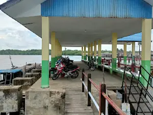 pelabuhan pantai